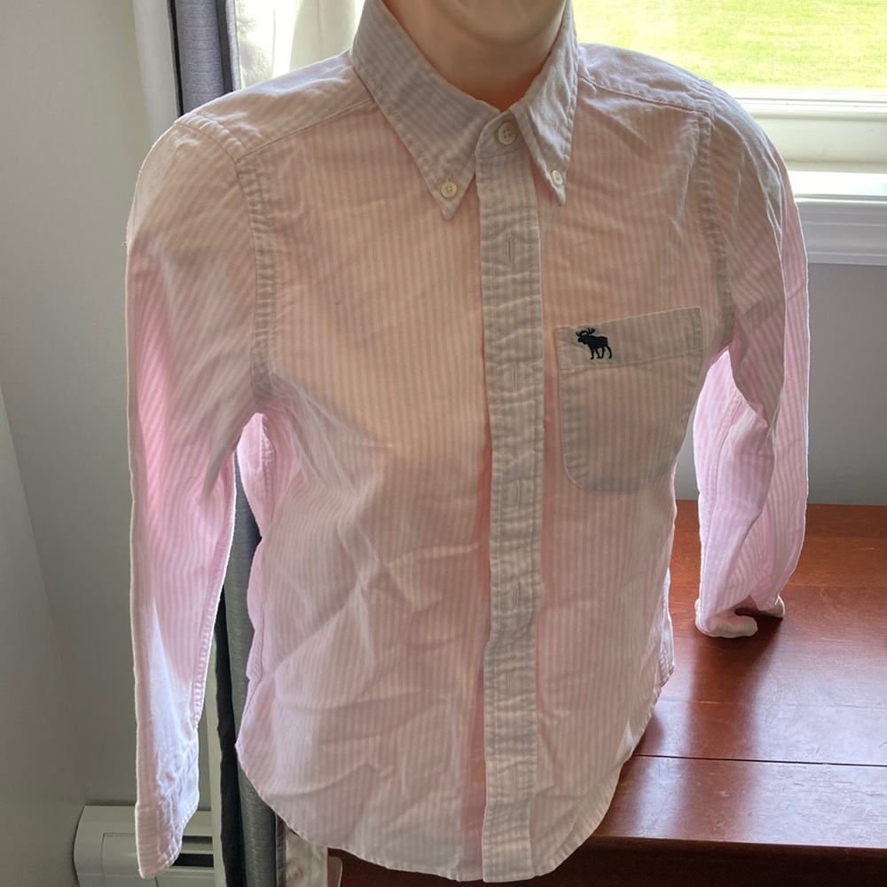 Abercrombie white and pink striped kids button up shirt size small